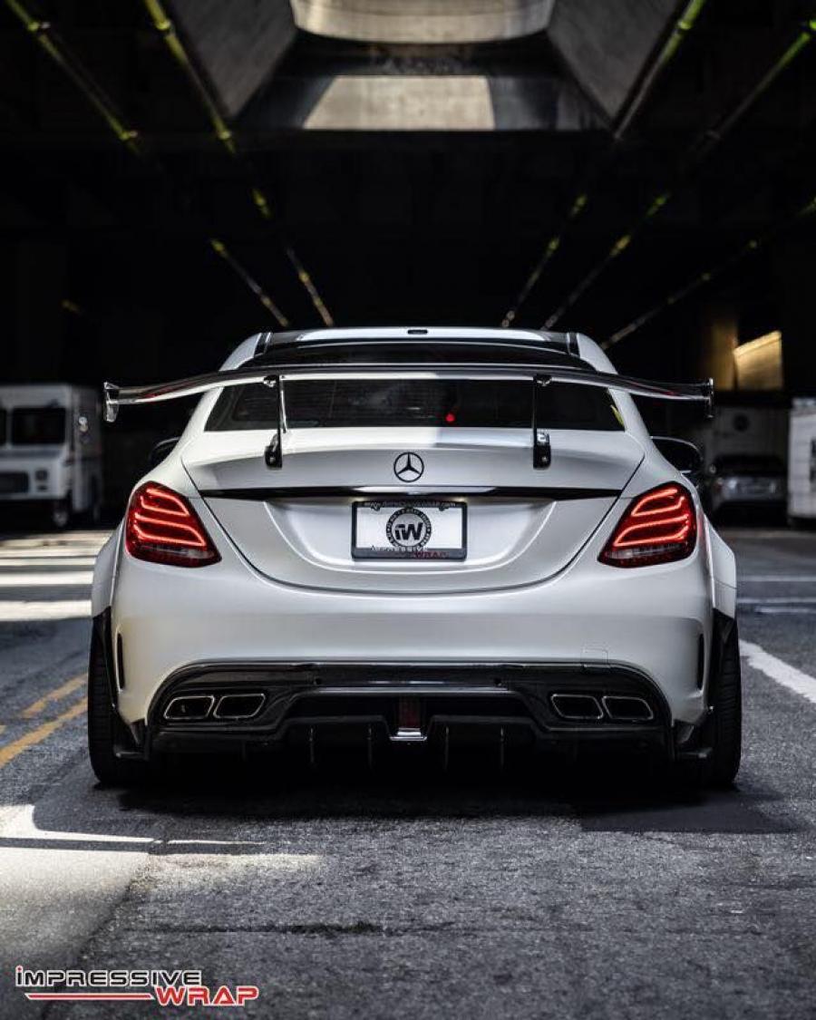  Mercedes-AMG C63 S by Impressive Wrap 2018 года  (фото 4 из 12)